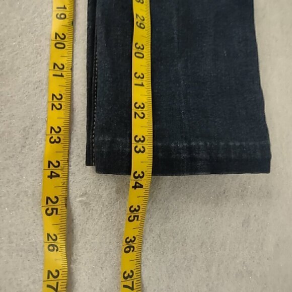 Guess 1981 Los Angeles Mid Rise Sienna Curvy Fit Skinny Jeans Size 23 (EST) - Picture 8 of 10